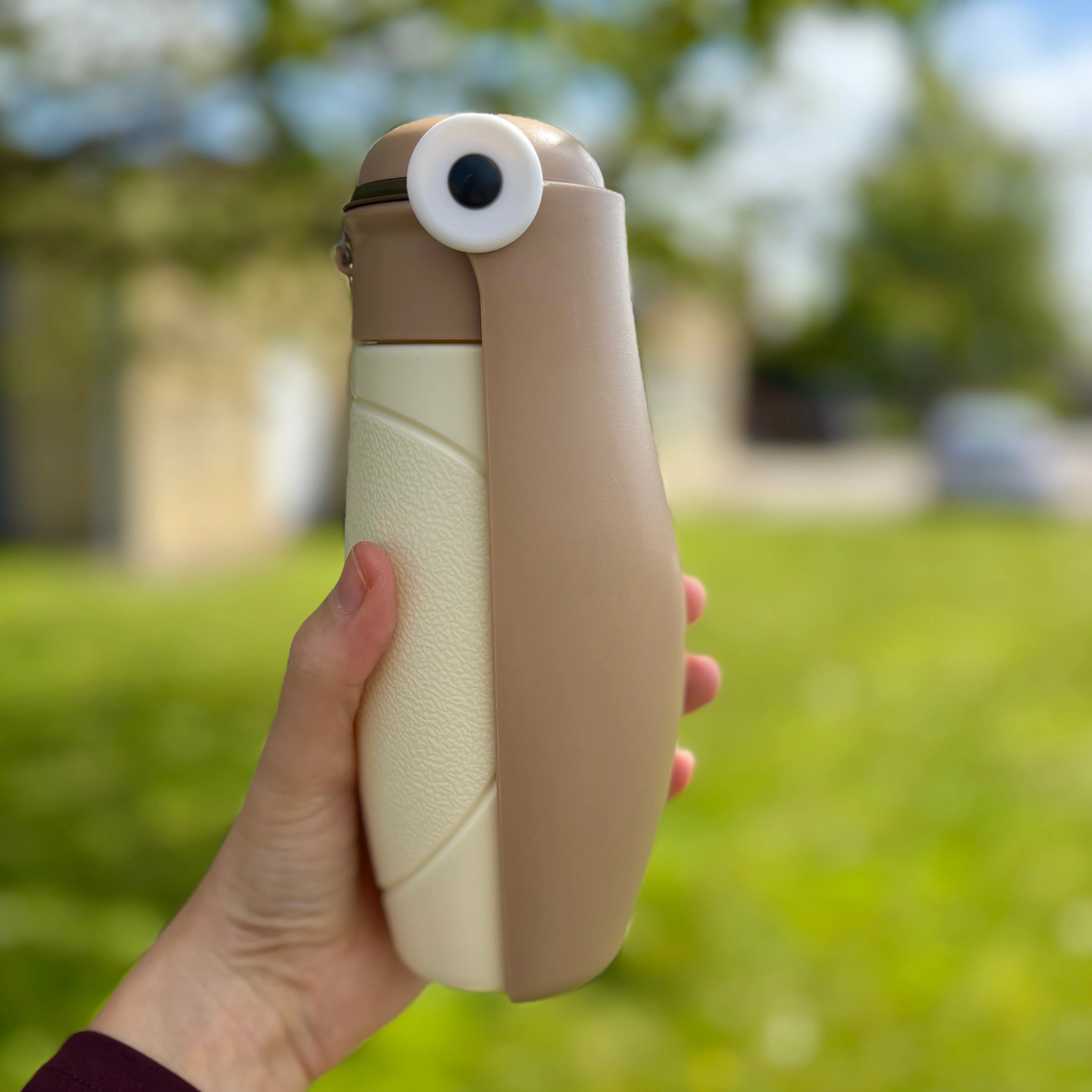 All-In-One Foldable Travel Dog Water Bottle - Image 5