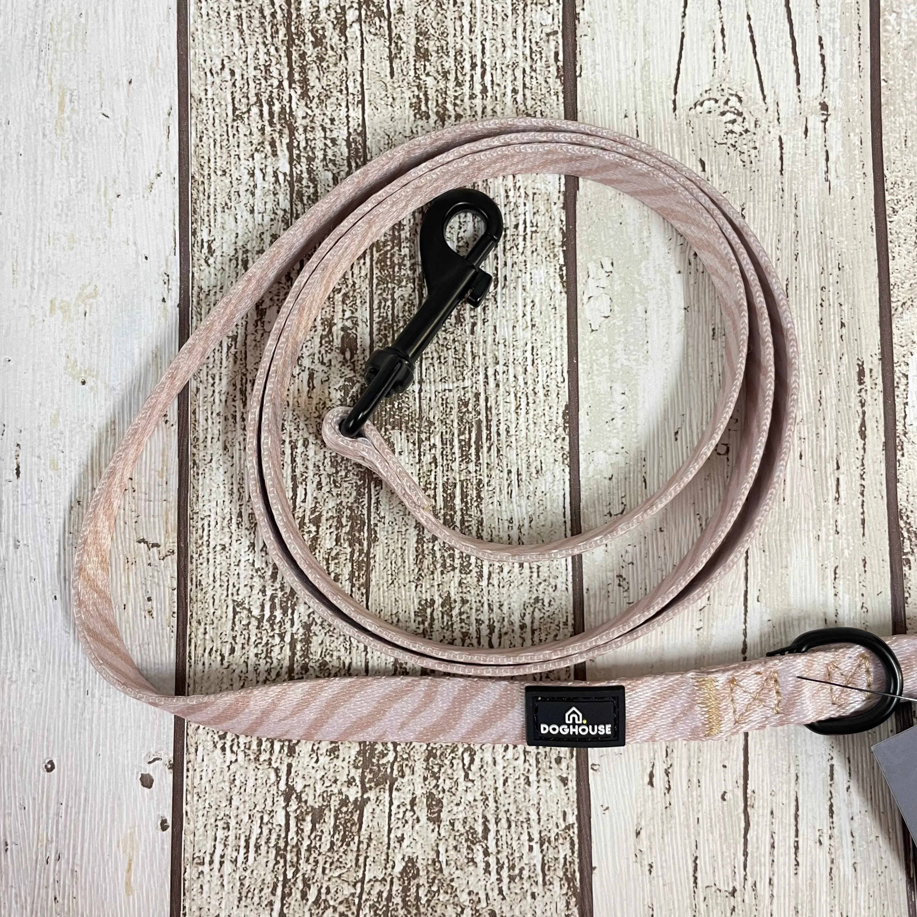 Doghouse Everyday Comfort Dog Lead in Nude Zebra Stripe - Image 6