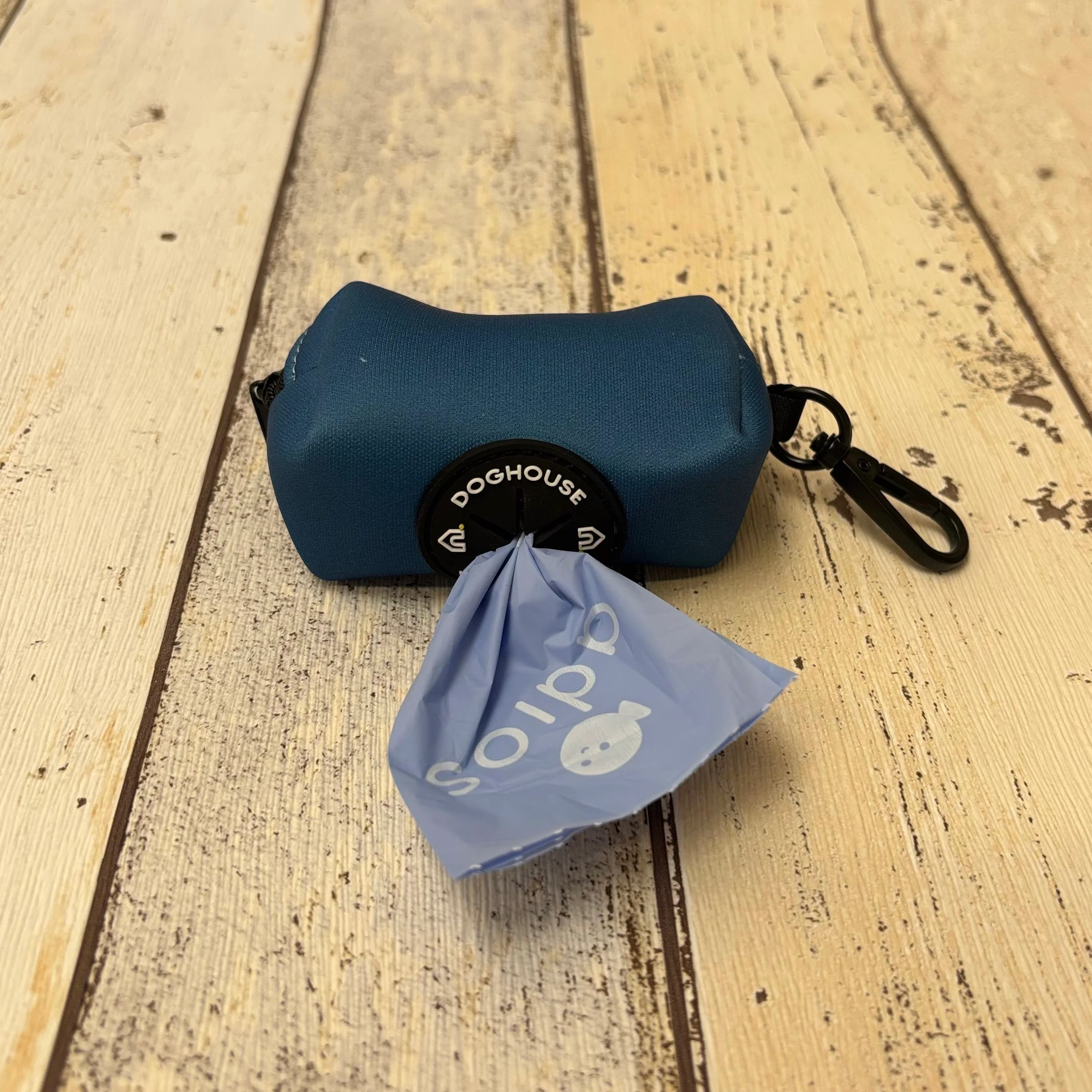 Doghouse Everyday Essential Poop Bag Holder - Image 3