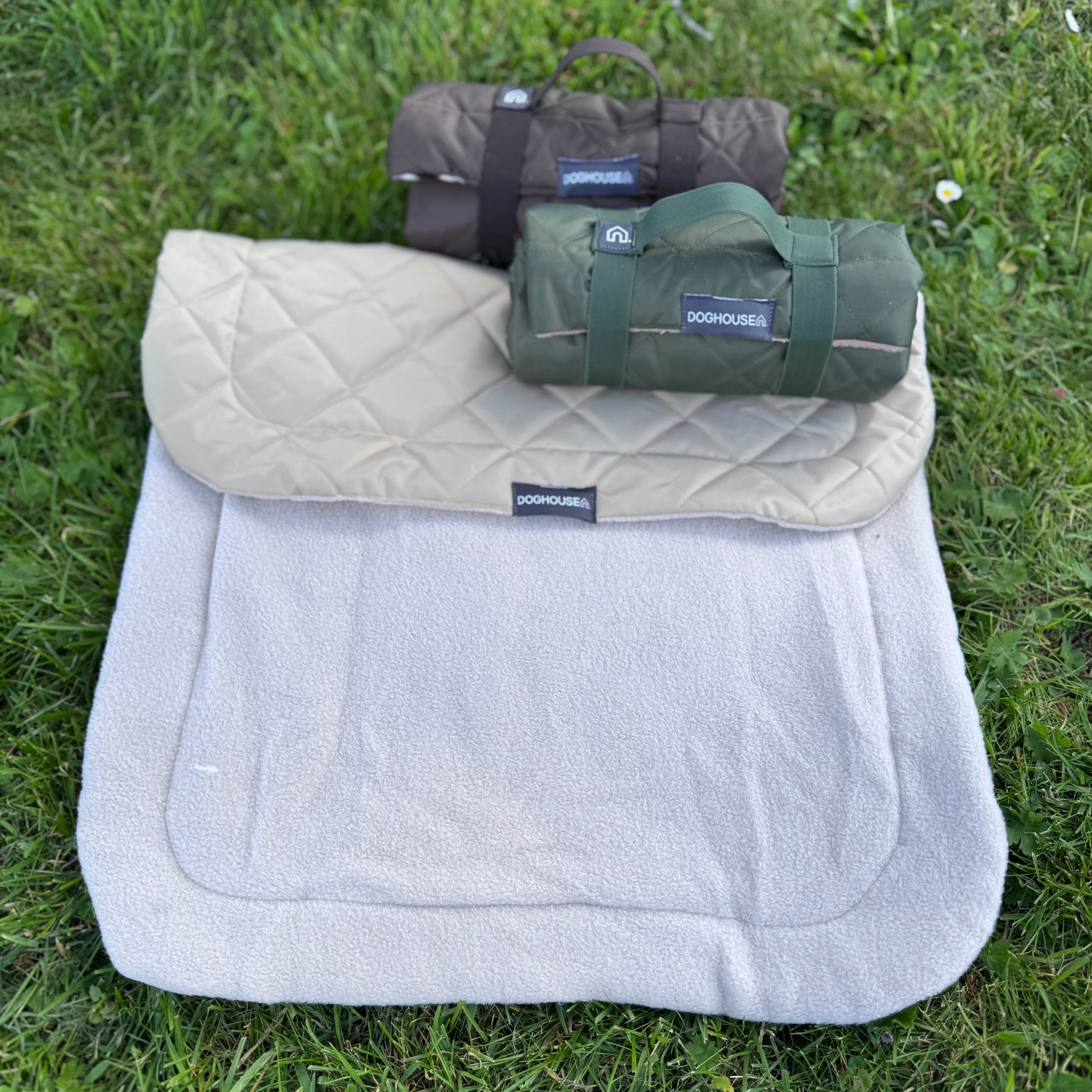 Doghouse Waterproof Pet Settle Mat - Image 7
