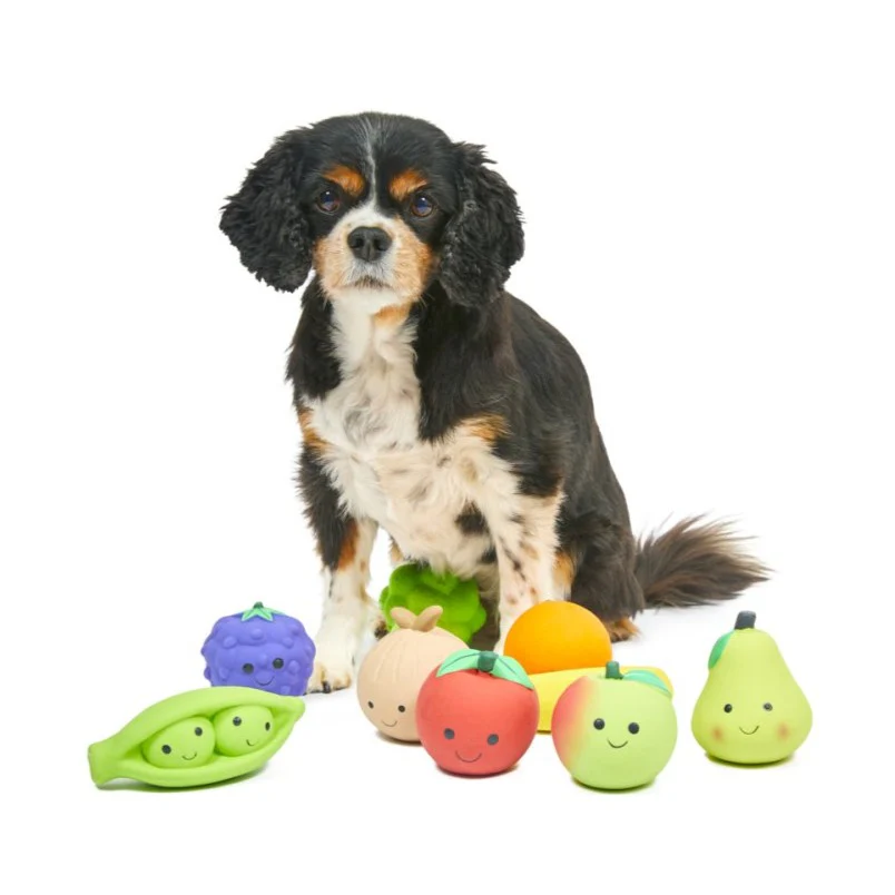 Foodie Faces Latex Banana Dog Toy - Image 4