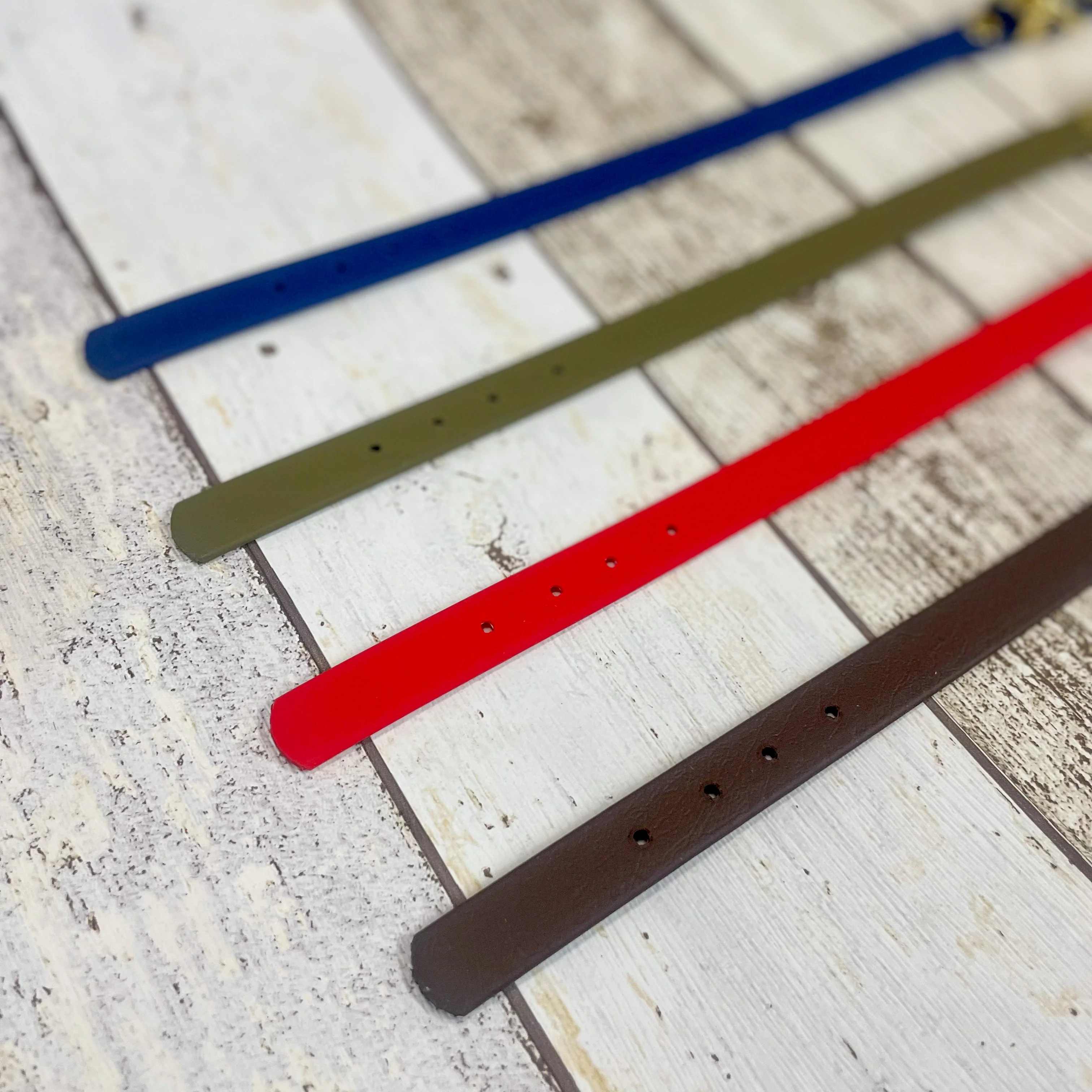 Waterproof Classic Vegan Leather Dog Collar - Image 7