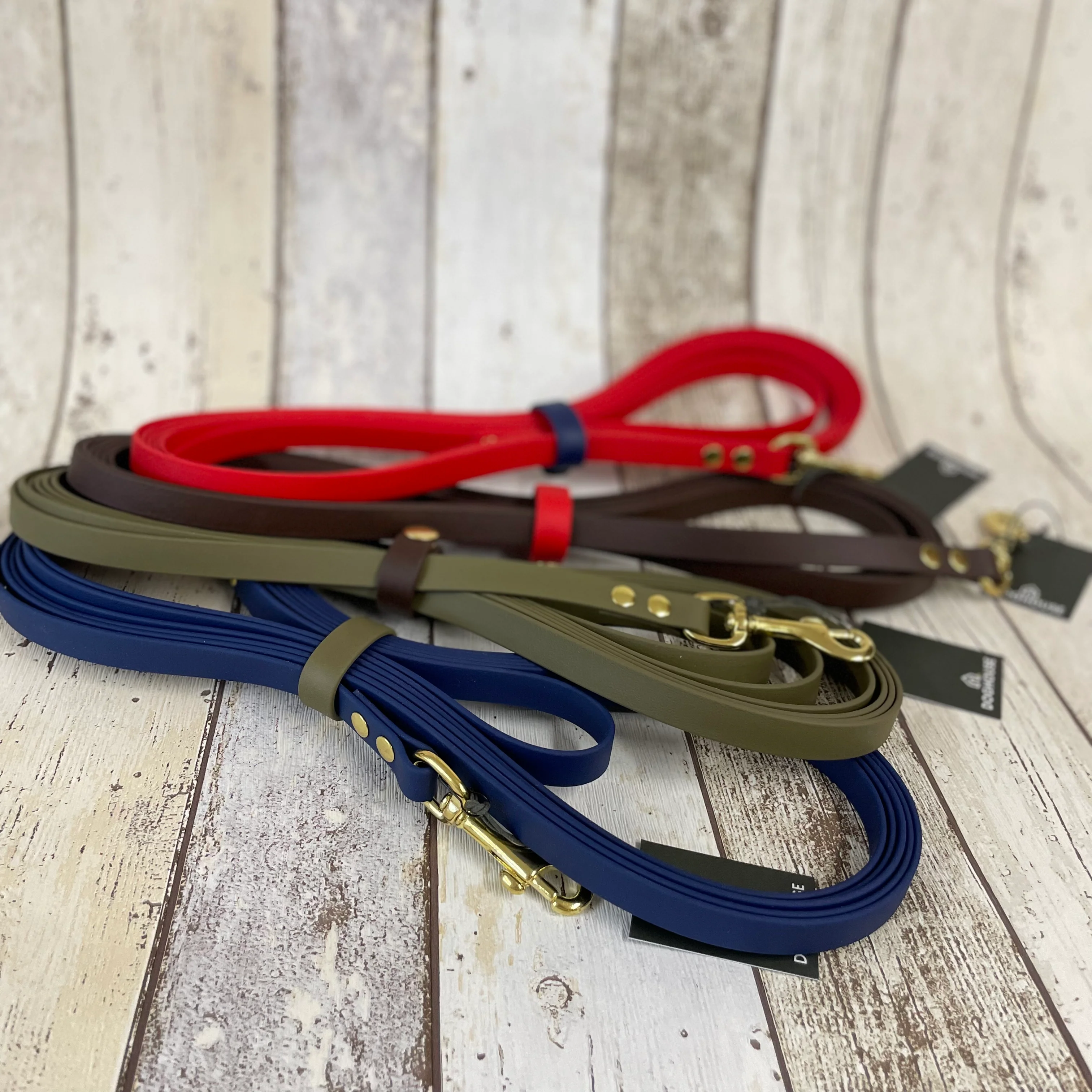 Waterproof Classic Vegan Leather Longline 5m Dog Lead - Image 2