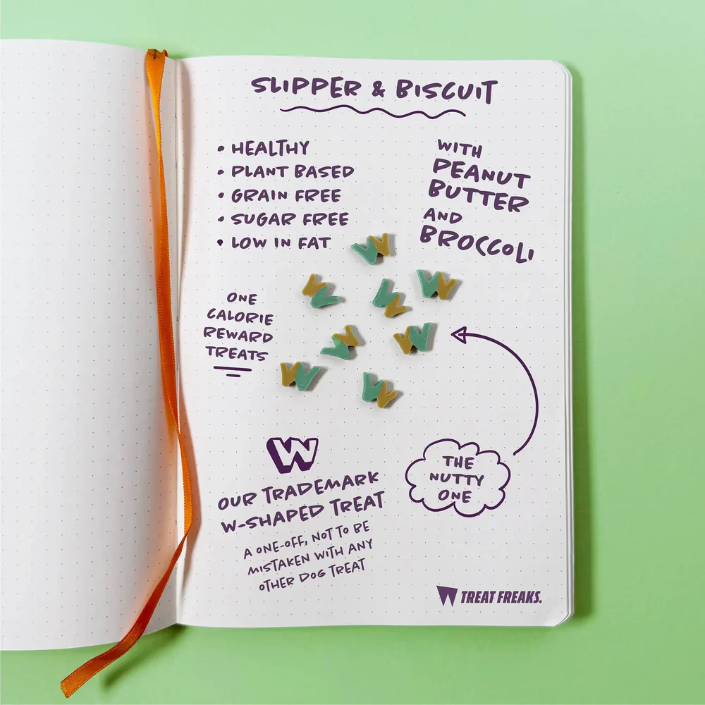 W'Zis Treat Pouches with Veggie Dog Treats - Image 3